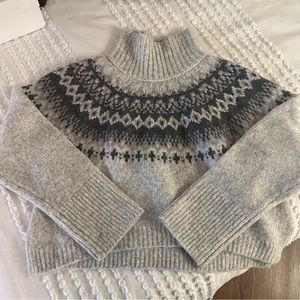 Like new! Abercrombie Sweater